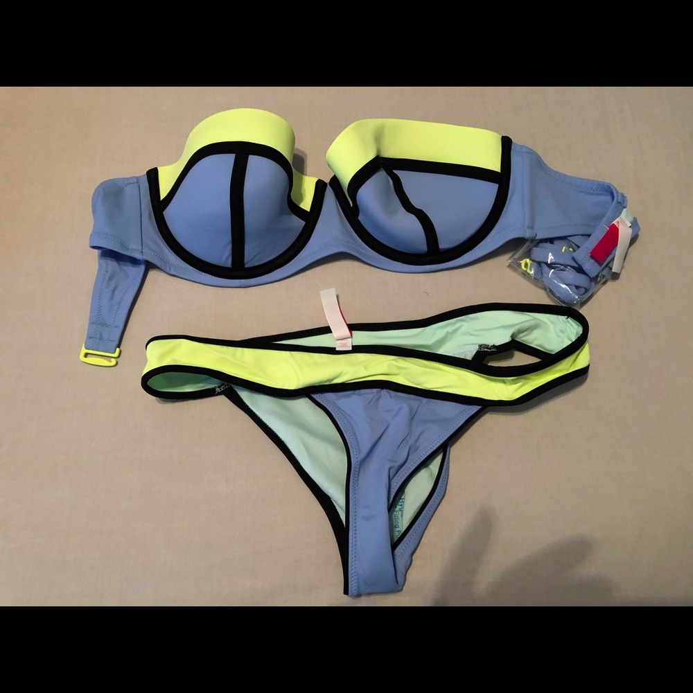 VS Bikini Bottoms NWOT